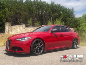 Alfa Romeo Giulia Front Spoiler - Carbon Fiber - Estremo - V1
